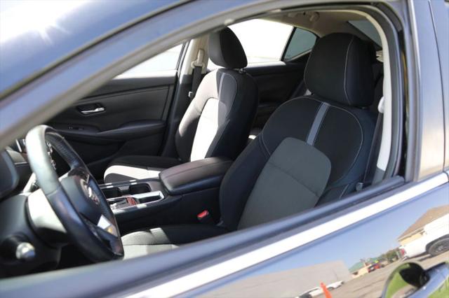 2021 Nissan Sentra SV Xtronic CVT