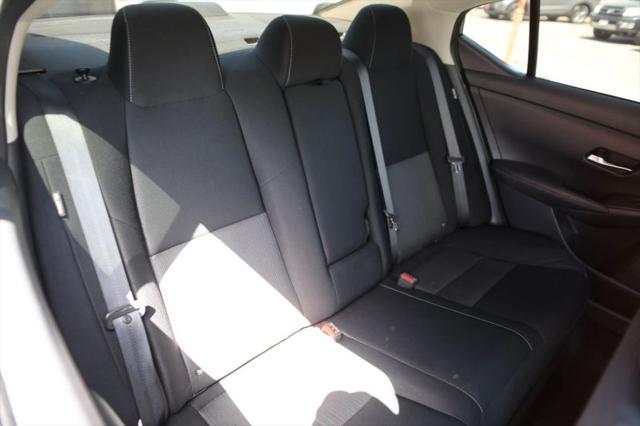2021 Nissan Sentra SV Xtronic CVT