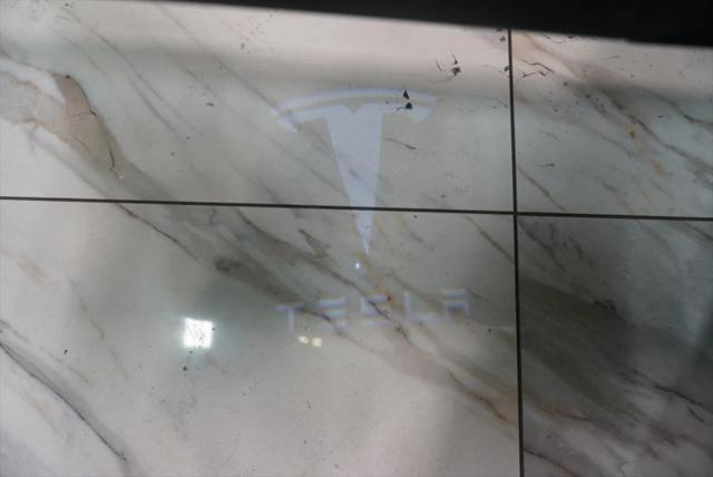 2015 Tesla Model S P85D