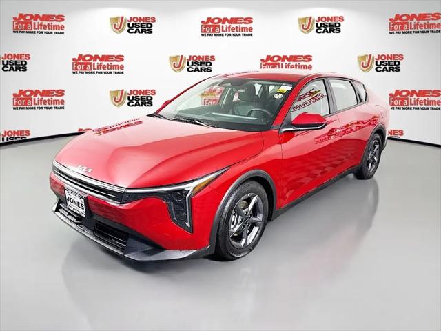 2025 Kia K4 LXS