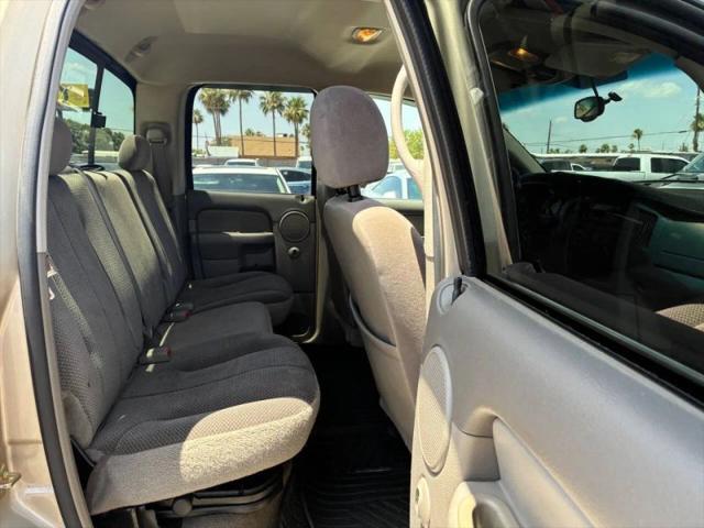 2004 Dodge Ram 1500 SLT/Laramie