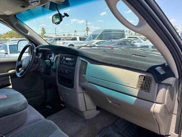 2004 Dodge Ram 1500 SLT/Laramie