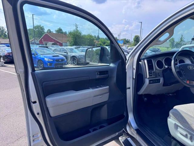2012 Toyota Tundra Grade 5.7L V8