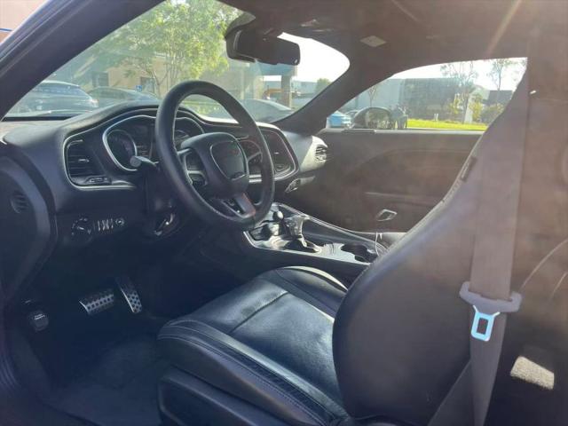 2018 Dodge Challenger SXT Plus