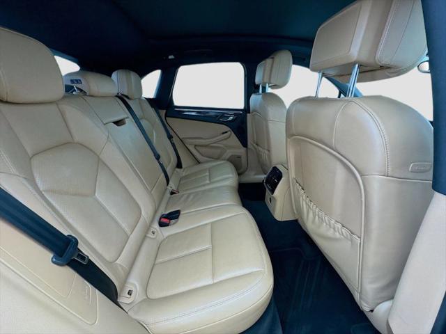 2017 Porsche Macan S