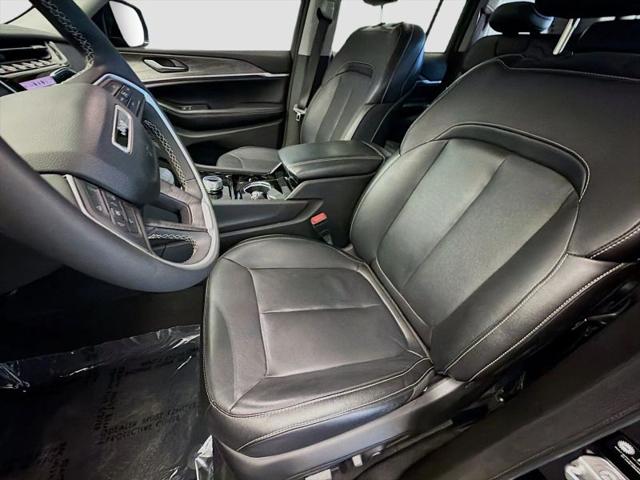 2023 Jeep Grand Cherokee Limited 4x2