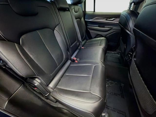 2023 Jeep Grand Cherokee Limited 4x2