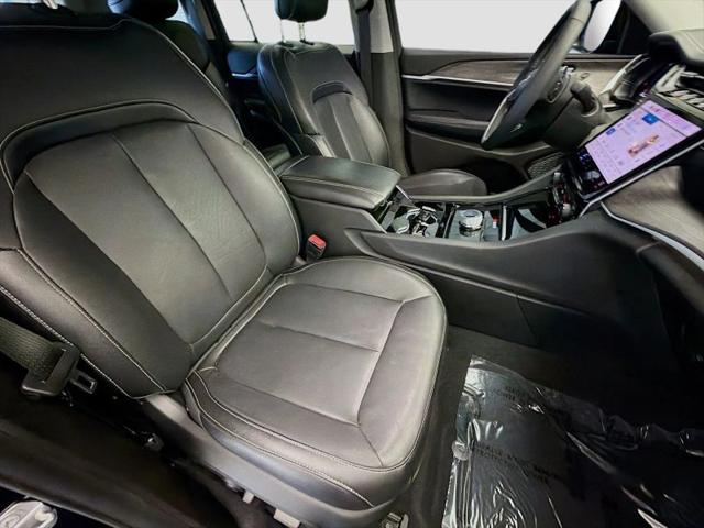 2023 Jeep Grand Cherokee Limited 4x2
