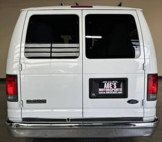 2012 Ford E-350 Super Duty XLT