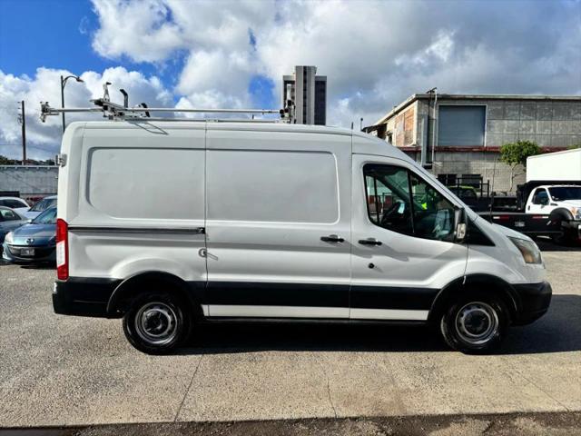2015 Ford Transit Medium Roof w/Sliding Side Door w/RWB