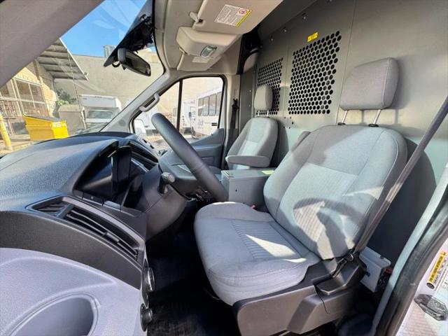 2015 Ford Transit Medium Roof w/Sliding Side Door w/RWB