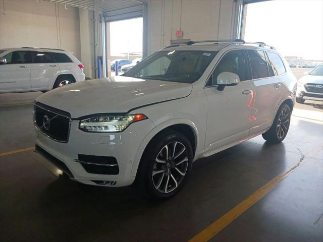 2018 Volvo XC90 T6 Momentum