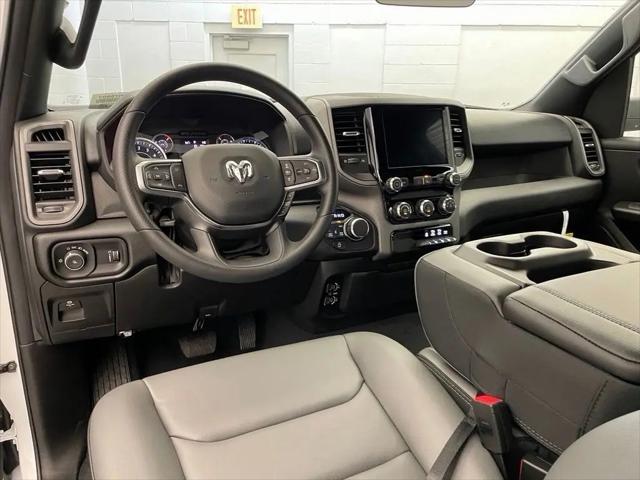 2026 Ram 1500 Tradesman Quad Cab 4x4 64 Box