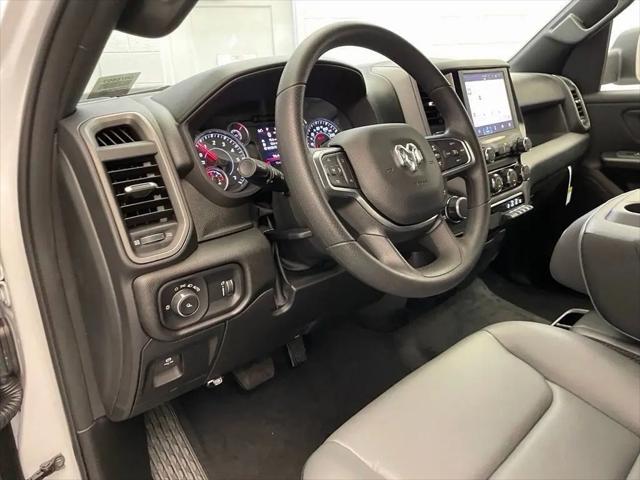 2026 Ram 1500 Tradesman Quad Cab 4x4 64 Box