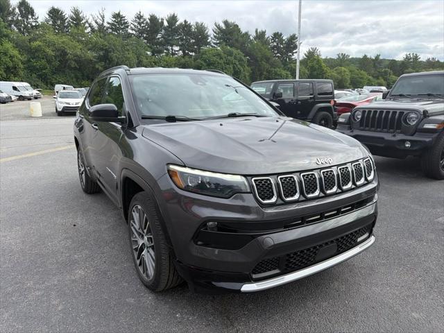 2023 Jeep Compass Limited 4x4 2023 Jeep Compass Limited 4x4