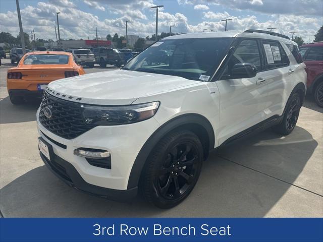 2024 Ford Explorer ST-Line