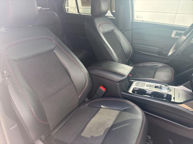 2024 Ford Explorer ST-Line