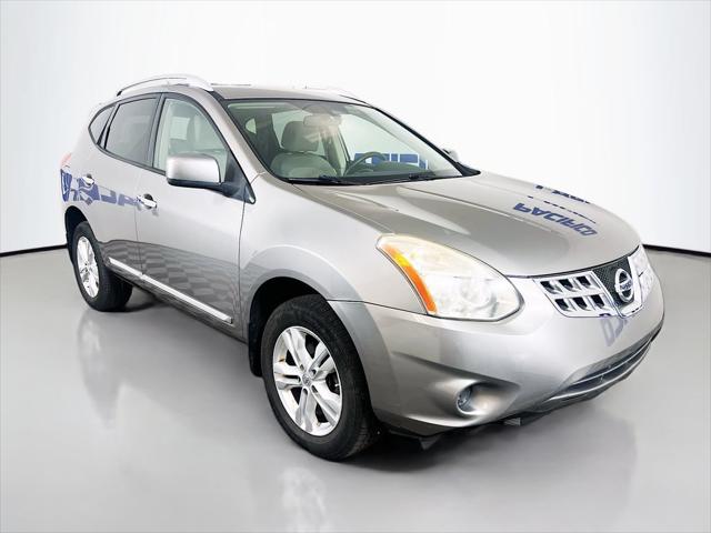2013 Nissan Rogue SV for sale in Philadelphia, PA