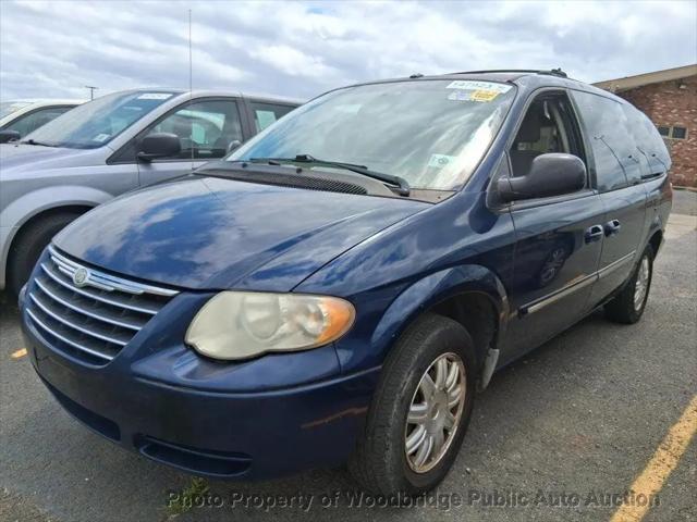 2006 Chrysler Town & Country Touring for sale in Woodbridge, VA