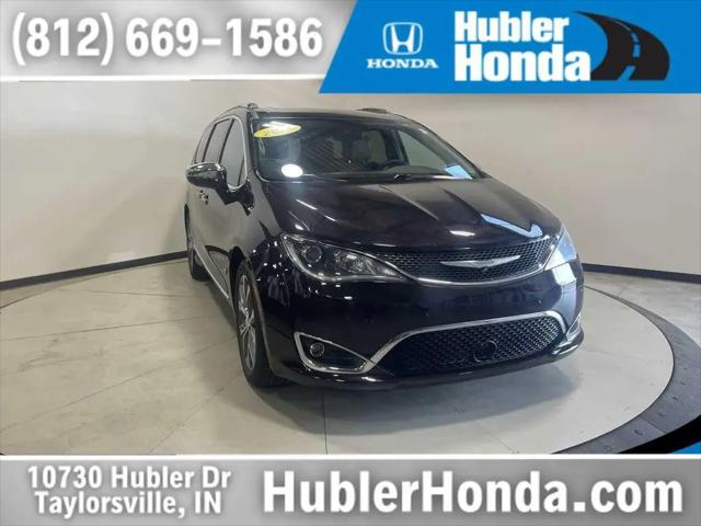 2017 Chrysler Pacifica Limited for sale in Taylorsville, IN