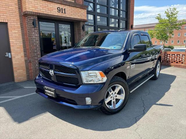 2017 Ram 1500 Express Crew Cab 4x4 5'7" Box for sale in Leesburg, VA