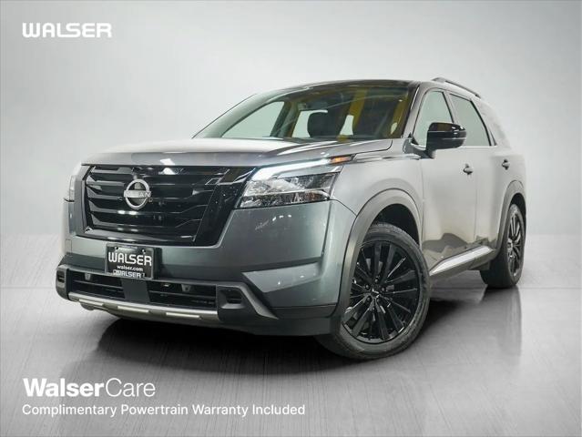 2024 Nissan Pathfinder Platinum 4WD for sale in Minnetonka, MN