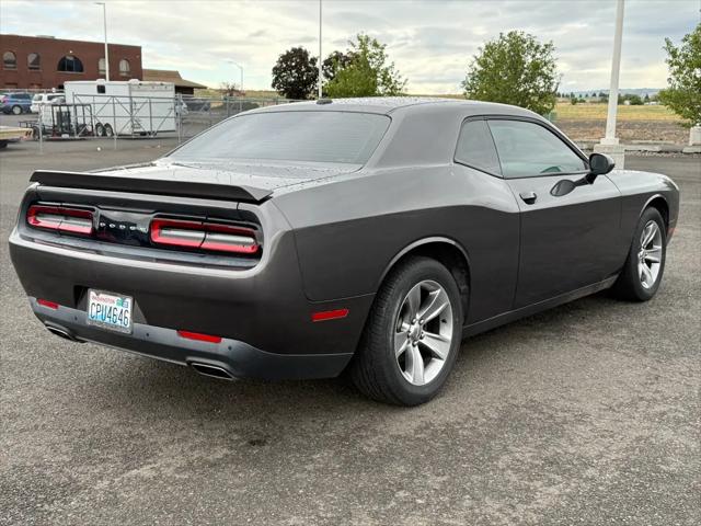 2015 Dodge Challenger SXT