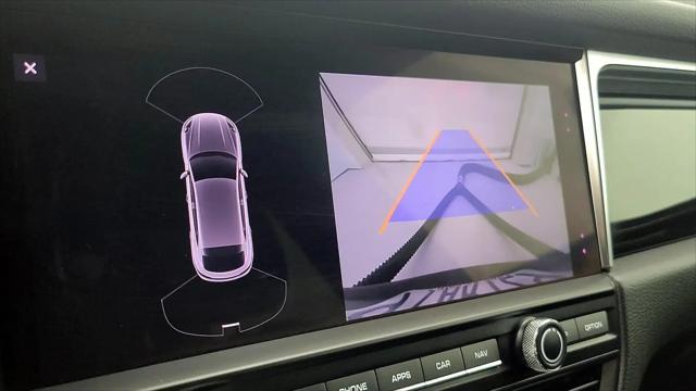 2021 Porsche Macan Macan
