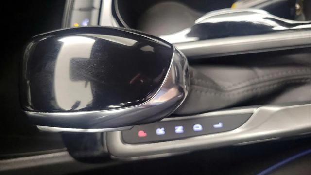 2025 Buick NV Sport Touring FWD