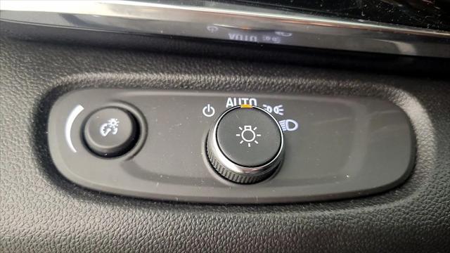 2025 Buick NV Sport Touring FWD