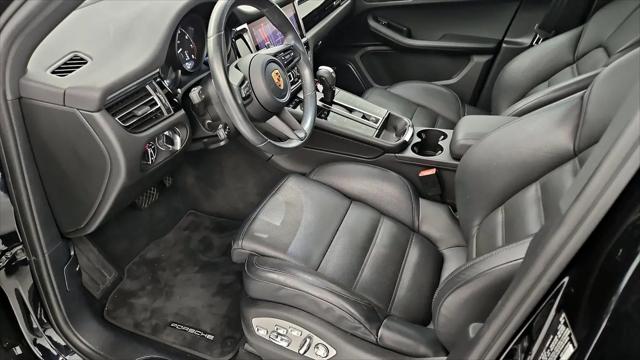 2023 Porsche Macan Macan
