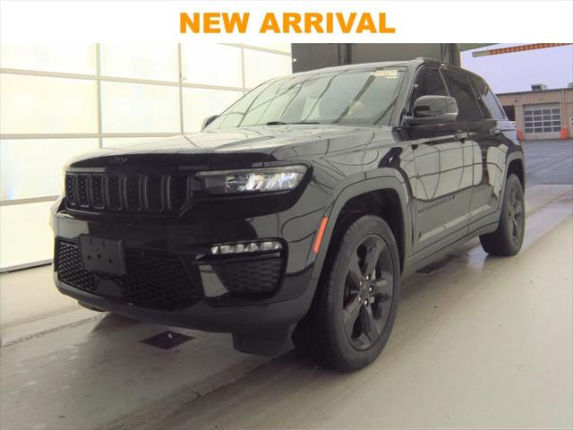 2023 Jeep Grand Cherokee Limited 4x4 for sale in Lansing, IL