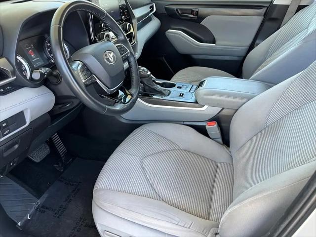 2021 Toyota Highlander LE
