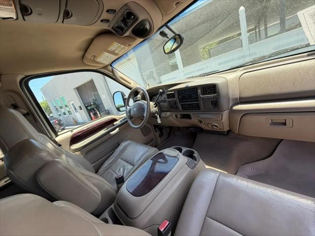 2004 Ford Excursion Limited