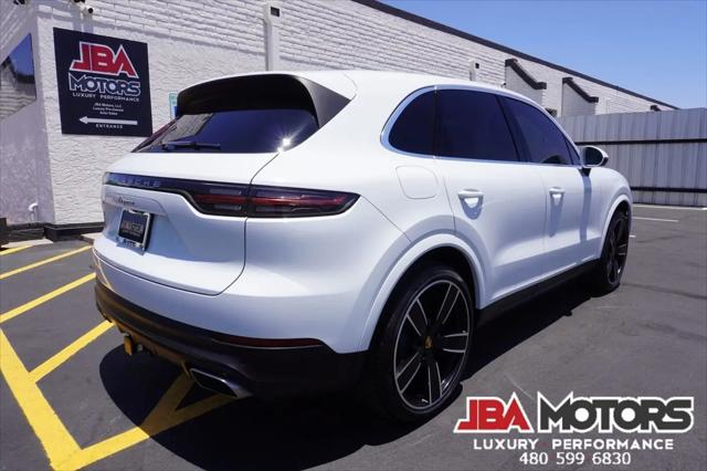 2023 Porsche Cayenne Platinum Edition