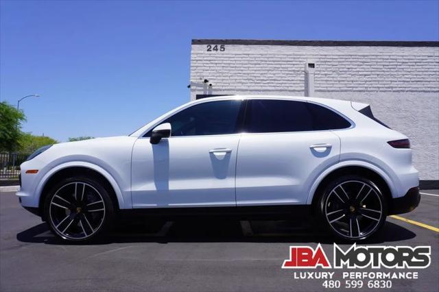 2023 Porsche Cayenne Platinum Edition