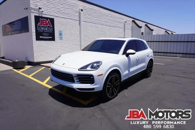2023 Porsche Cayenne Platinum Edition