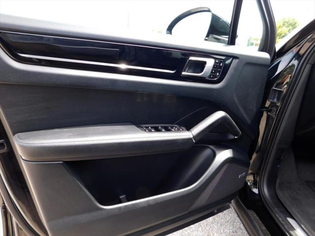 2020 Porsche Cayenne Base