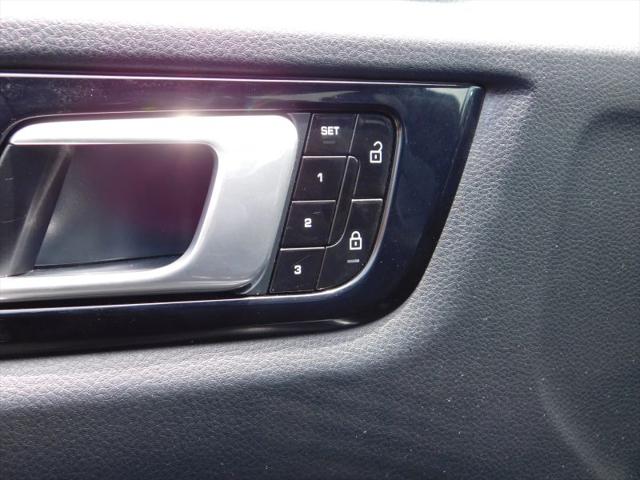 2020 Porsche Cayenne Base