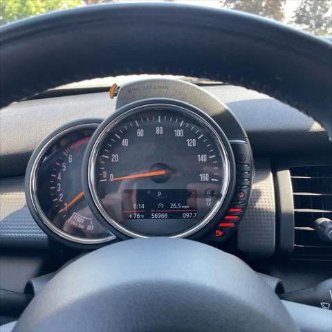 2017 MINI Hardtop Cooper