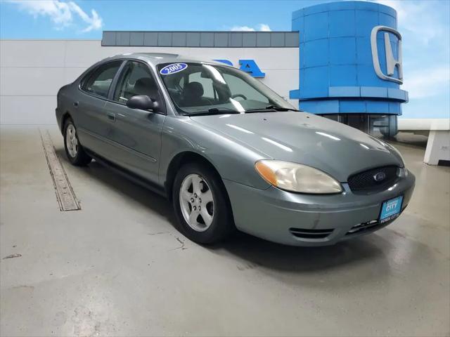 2005 Ford Taurus SE for sale in Chicago, IL