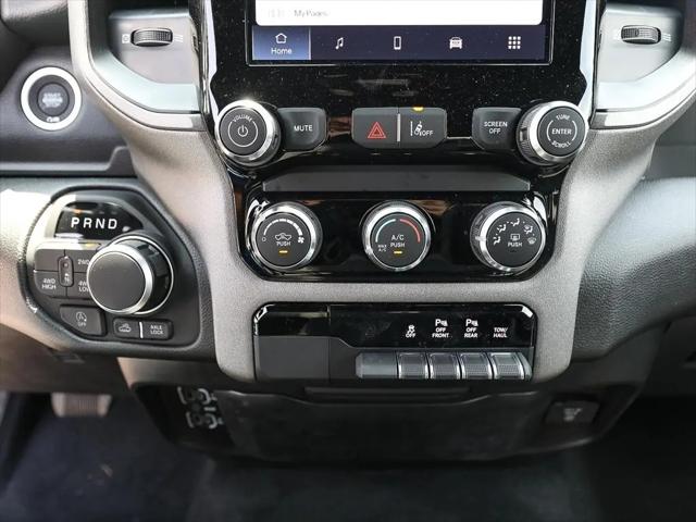 2026 Ram 1500 Warlock Crew Cab 4x4 5'7" Box