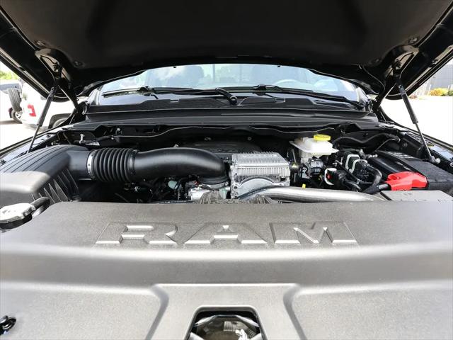 2026 Ram 1500 Warlock Crew Cab 4x4 5'7" Box