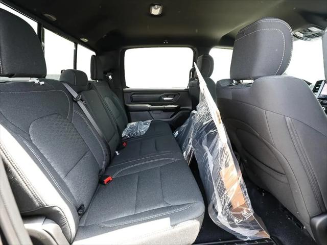 2026 Ram 1500 Warlock Crew Cab 4x4 5'7" Box