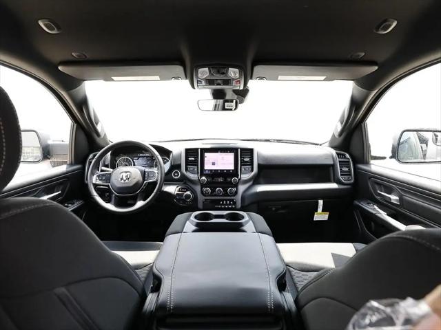 2026 Ram 1500 Warlock Crew Cab 4x4 5'7" Box