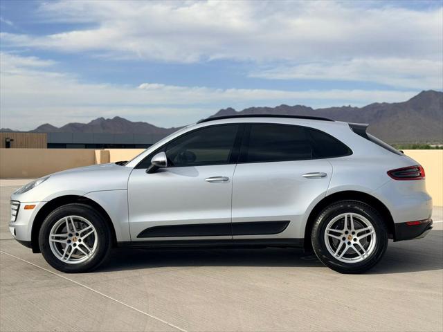 2017 Porsche Macan Sport Utility 4D