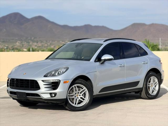 2017 Porsche Macan Sport Utility 4D