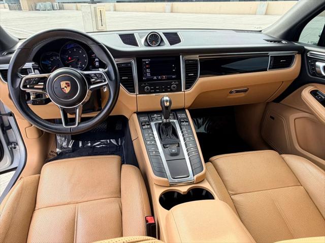 2017 Porsche Macan Sport Utility 4D