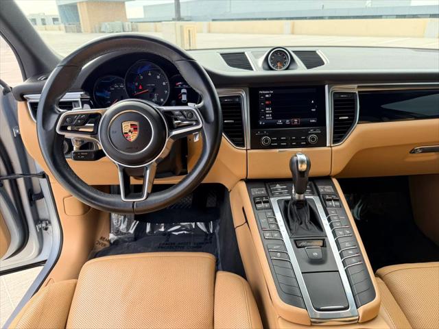 2017 Porsche Macan Sport Utility 4D