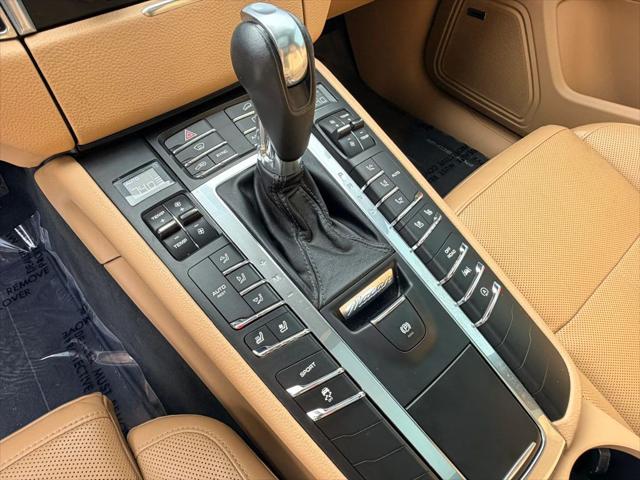 2017 Porsche Macan Sport Utility 4D